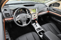 Subaru,Outlook,interior,