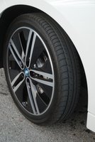 2014,BMW i3,tires,road handling