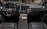 2014 Jeep,Grand Cherokee,interior,upscale,diesel