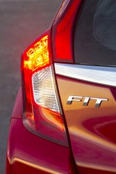 2016,Honda Fit,styling,mpg,fuel economy