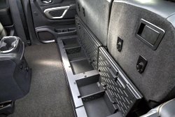2016 Nissan TITAN XD,interior