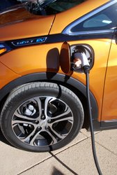 2017 Chevrolet Bolt LT, charging