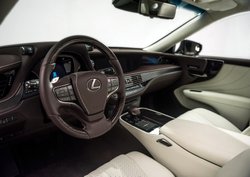 2018 Lexus LS 500, interior