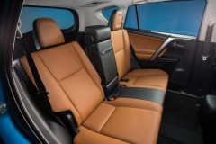2016_Toyota_RAV4_Limited_Hybrid_16_F64F88B95A0A2897CD9DB26B545428D1362A326E_low