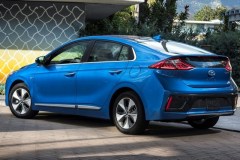 2017 IONIQ Plug-In Hybrid