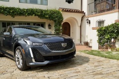 2020-Cadillac-CT5-1