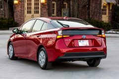 2020_Prius_LE_05-1500x1000