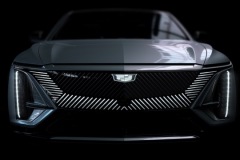 Perhaps the starkest example of Cadillac’s next iteration of brand styling is its distinctive black crystal grille. The exterior lighting is a major technological breakthrough, allowing Cadillac to finally deliver on the promise of truly vertical lamps.