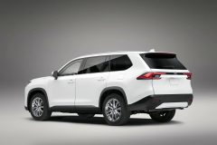 2024_Toyota_GrandHighlander_WindChillPearl_002-1500x1000