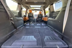 Inward-View-Full-Flat-Floor