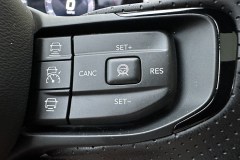 Steering-Wheel-Controls-Right