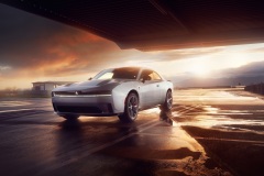 The all-new Dodge Charger presents a distillation of muscle car design through a modern muscular exterior that focuses on function, avoids excess and subtly acknowledges inspiration from the clean, timeless lines of its predecessors.