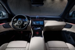 19177-MaseratiGrecaleModena-dashboard