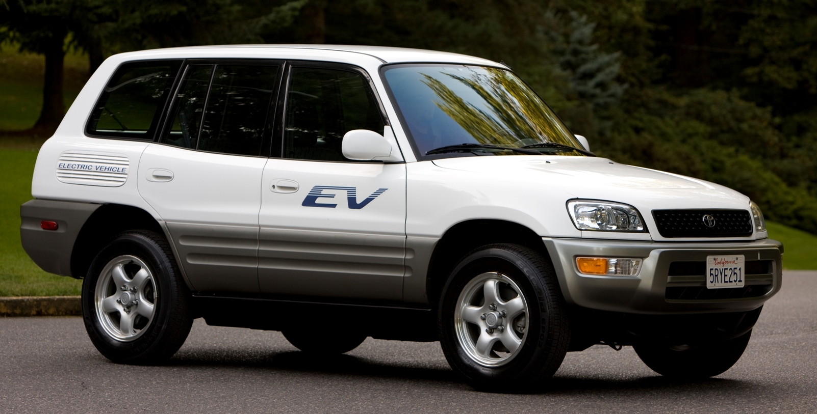 2002-03 Toyota RAV4 EV