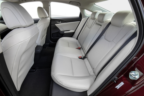 Honda Insight rear seats