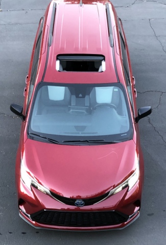2021 Toyota Sienna Hybrid minivan