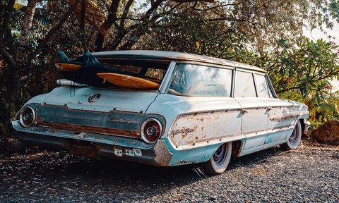 Exchange your junk car; Photo by Brett Sayles from Pexels