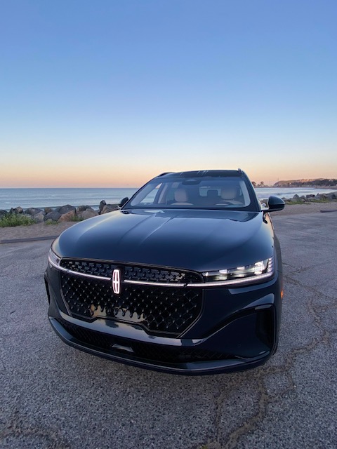 2024 Lincoln Nautilus Hybrid