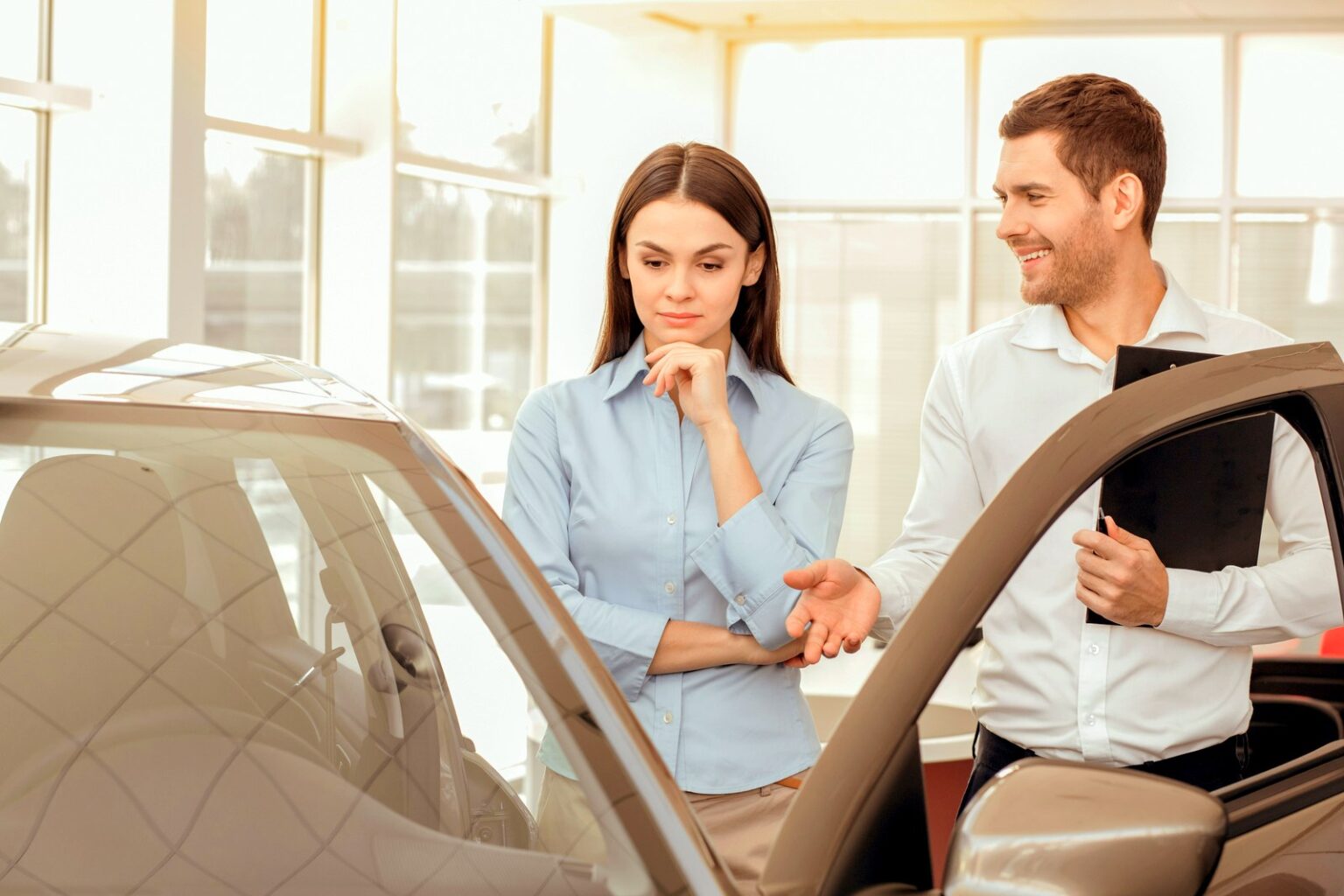 The Used Car Buyer's Guide to Vehicle History Reports