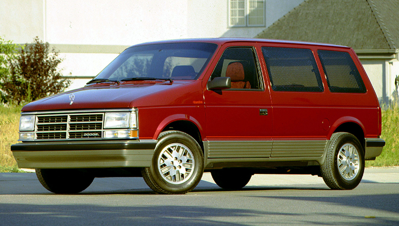 1989 Dodge Grand Caravan mimivan