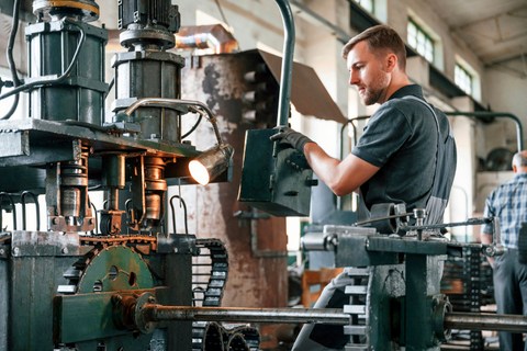 Die casting vs. CNC machining