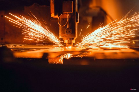 die casting vs. CNC machining