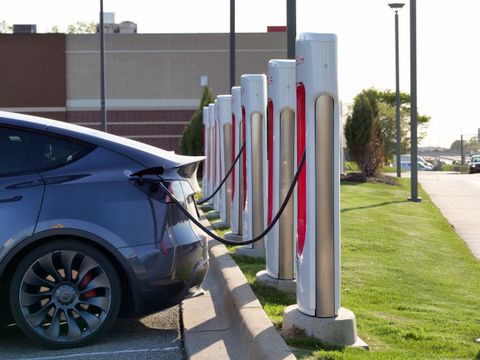 Brownfield Redevelopment: Converting Contaminated Fleet Sites into Modern EV Charging Hubs