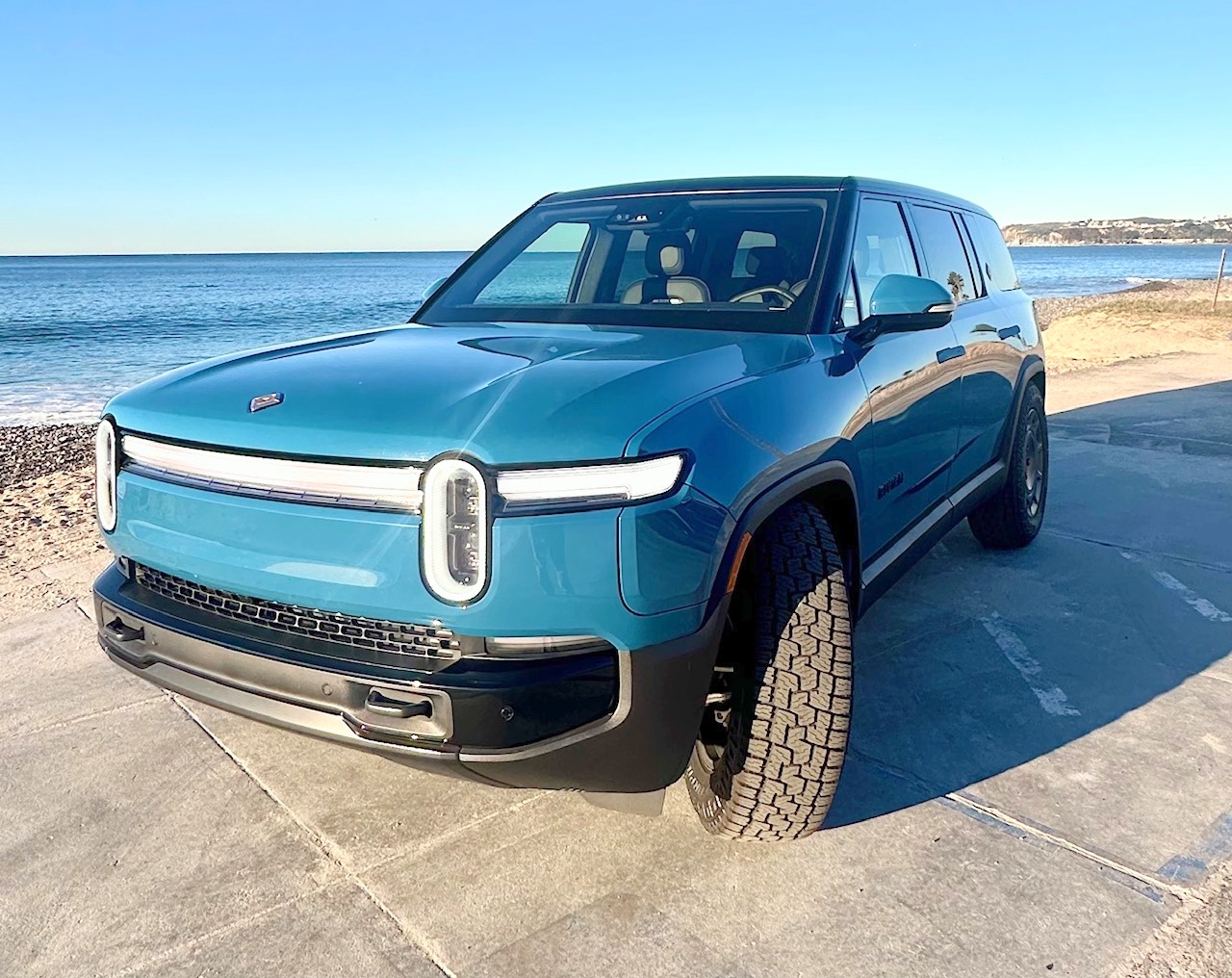 2026 Rivian R1S Quad-Motor