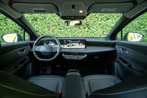 2027-Mitsubishi-Eclipse-Sportback
