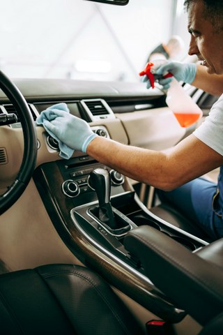 Seasonal Car Care: Getting Your Interior Ready for Summer and Winter
