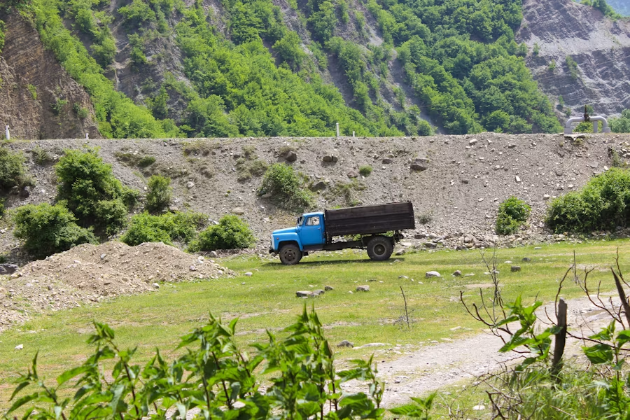 How to Choose Fleet Tools for Efficient Dump Truck Operations