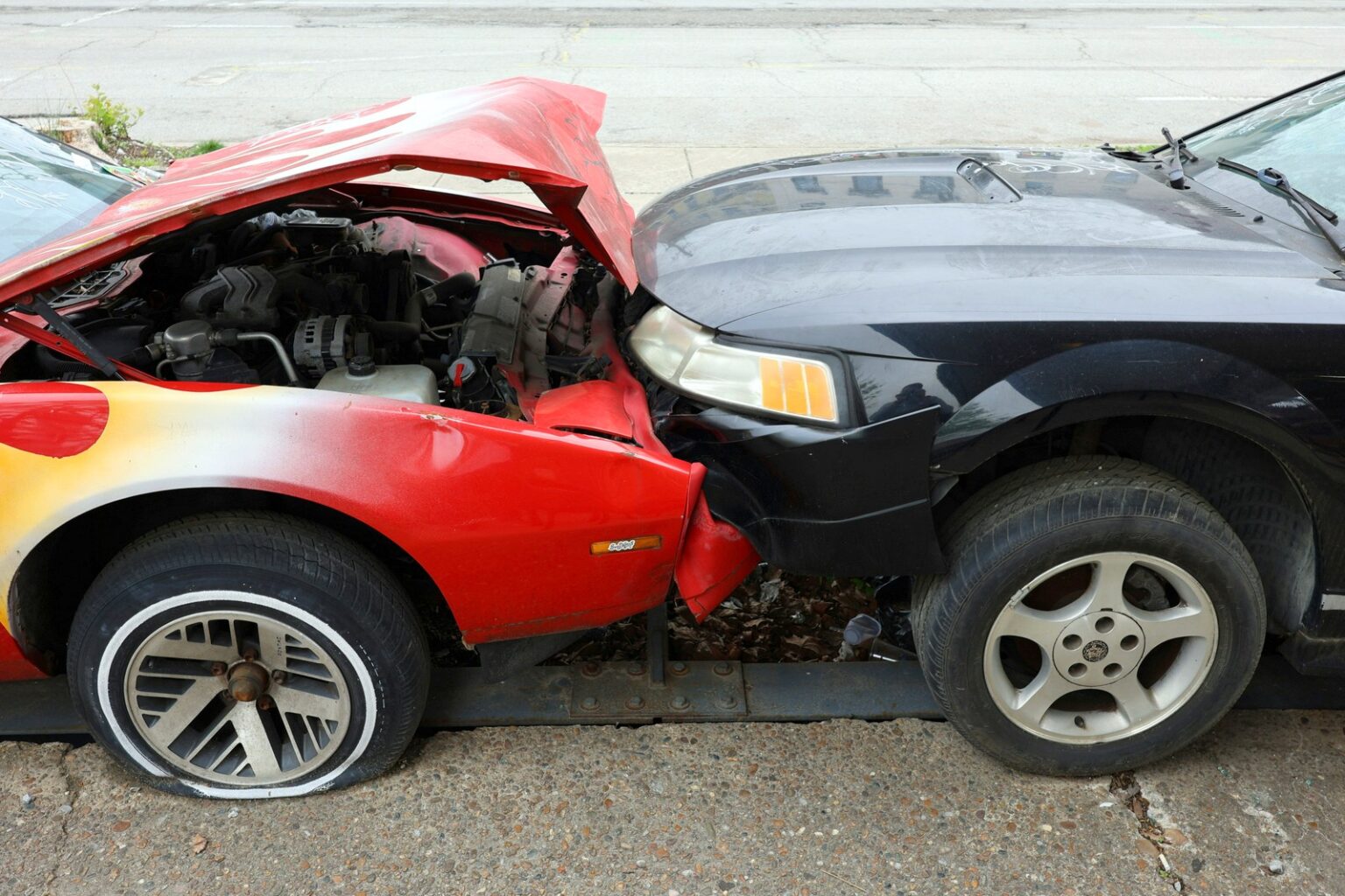 How a Car Accident Lawyer Builds a Claim from Scene Evidence
