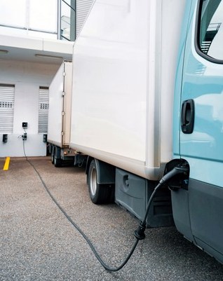 Managing Financing Costs for Commercial EV Fleets